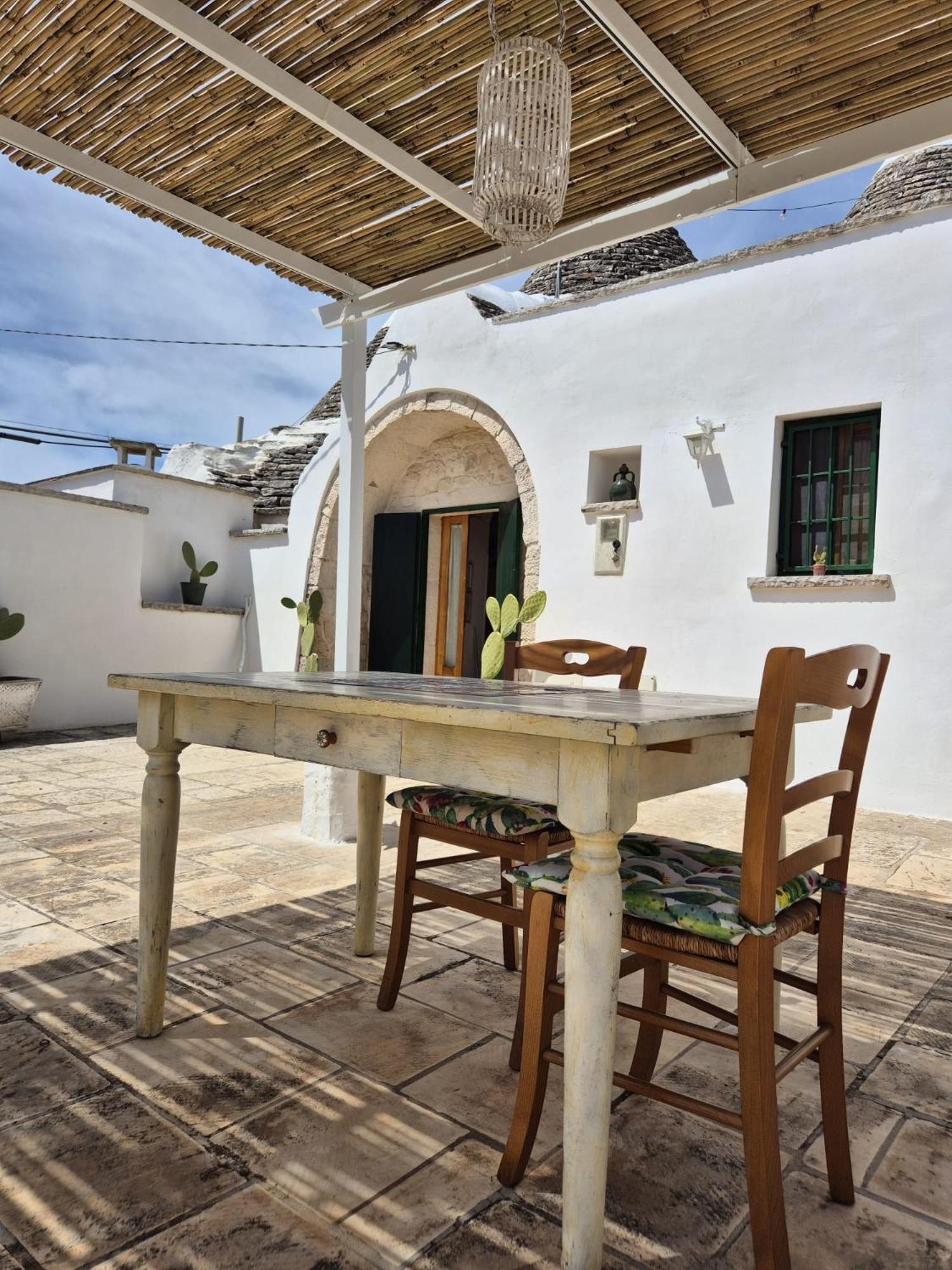 Villa Trulli And Pool - I Cactus à Martina Franca Extérieur photo